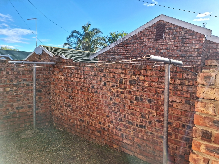 To Let 3 Bedroom Property for Rent in Strelitzia Park Eastern Cape